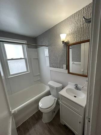 $1,200 / 1br - 650ft2 - **Cozy 1Bed on Hertel Ave** (Buffalo)63925204048771123