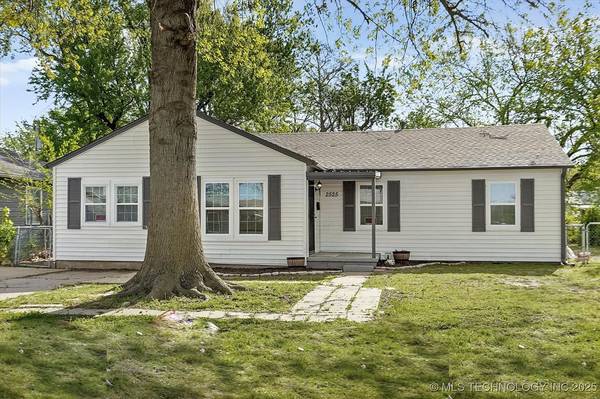 Fully Remodeled 3BR/2BA. Up to $17,595 Grants to Cover Closing Costs 1
