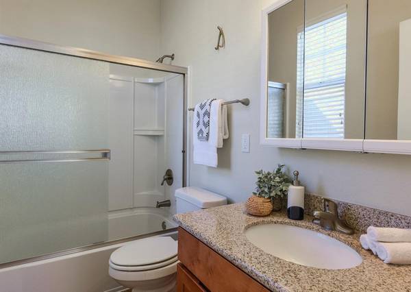 $3,595 / 3br - 3 Bed 2.5 Bath in Riverfront Town + Convenient Access to Highway 101 (Petaluma)63824145533571123