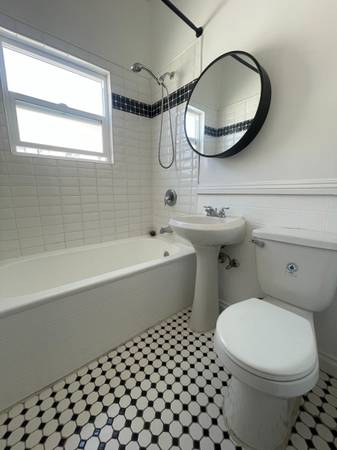 $1,395 / 250ft2 - Brand New Studio, Hdwds, Spacious, Full Bath/Kitchen, Must See! (Larchmont area)63998006241155122