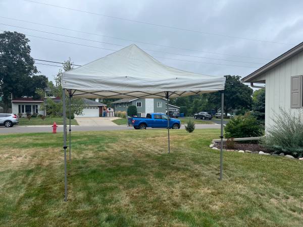 Tent 1