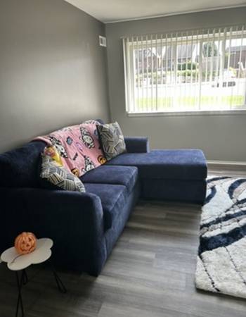 blue couch 1