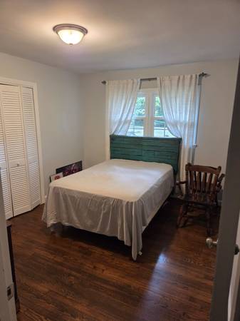 $600 / 3br - ROOM FOR RENT(Utilities included) (Greensboro)64027442951425120