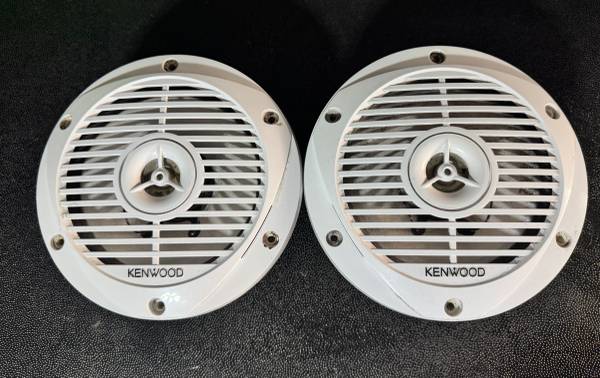 KENWOOD SPEAKERS 1