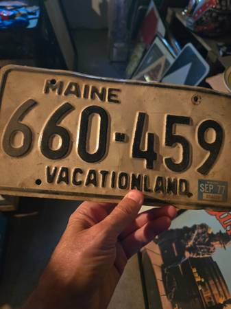 Vintage Maine license plate 1