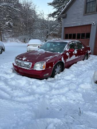 2005 Cadillac Deville 1