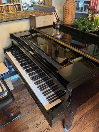 Yamaha G3 grand piano 1