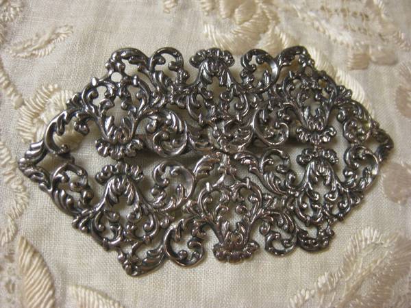 Antique Sterling Scroll Pin 1
