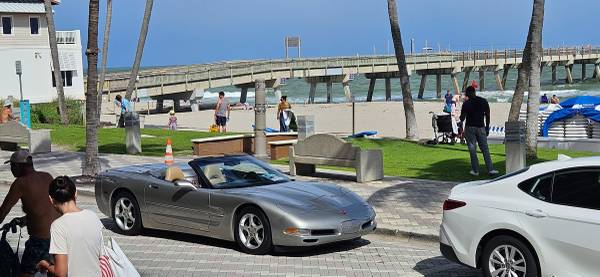 2001 Corvette C5 descapotable, pocos kilómetros - $1863480007411203122