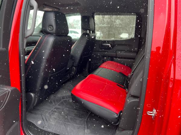 2023 Chevrolet Silverado Crew Cab - Photo 9