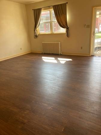 $999 / 1br - Etna 1BR (Etna)64013372180355124
