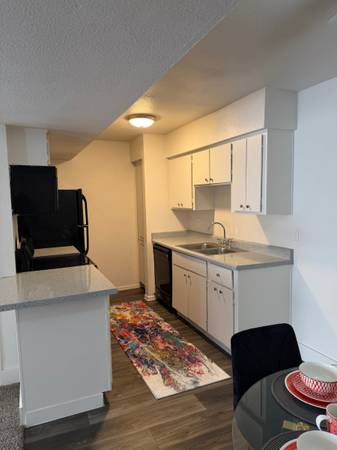 CREDIT FRIENDLY! EVICTION FRIENDLY! SPECIALS!! SPACIOUS LIVING!!! 1
