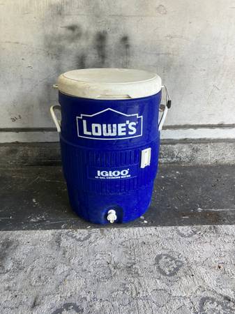 Igloo 10 Gallon Water Cooler (2-4) 1