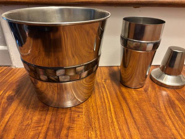 West Elm Ice Bucket and Shaker - $3063471470759043121