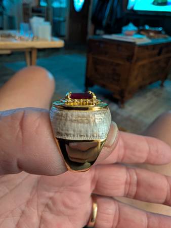 Vintage large Ruby ring 1