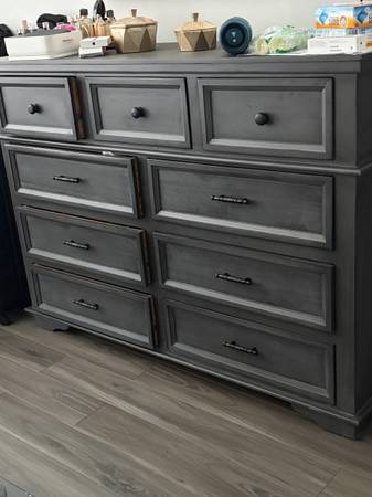 Queen matters set like new 800 1