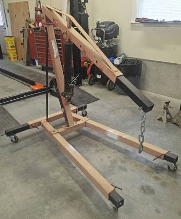 2 Ton Engine Hoist 1