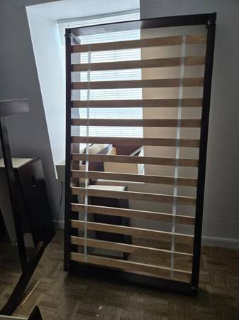 Bunkbed (frame only) - Free 1