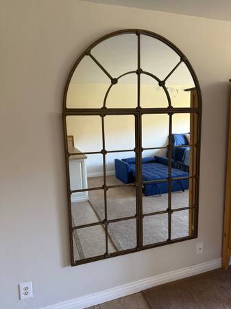 Large decorative wall mirror 1