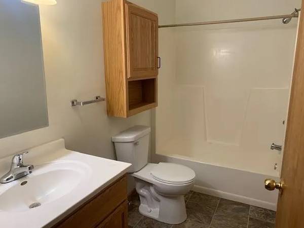 $750 / 2br - 2 dormitorios, Granton WI. ¡Disponible AHORA! ¡Descuento en el primer mes! (Granton)63845961922307124