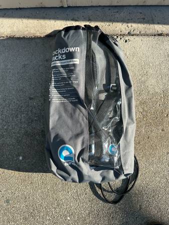 Curve Lockdown Racks – Good Condition 1