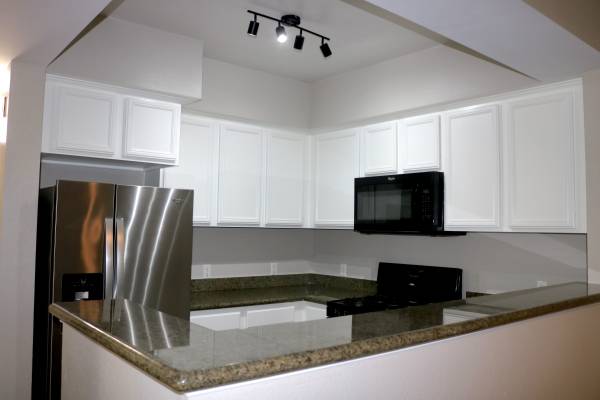 $2,750 / 2br - 1098ft2 - Bright & Open 2x2 Floor Plan – Great Location! (santa rosa)63938500160002123