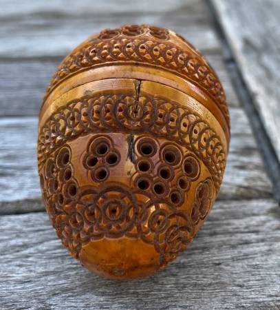 antique wooden pomander 1