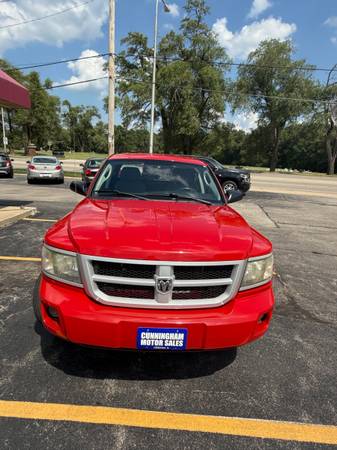 2011 Dodge Dakota Dakota Big Horn SXT/SLT - $9,590 (Urbana, IL)63625035162755122