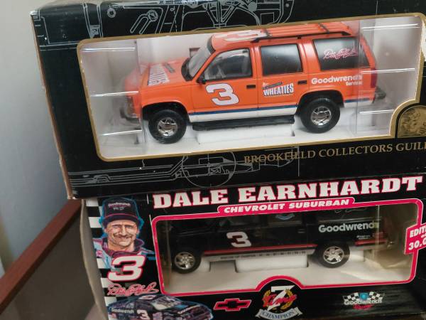 Dale Earnhardt Collectible Tahoa And Suburban 1