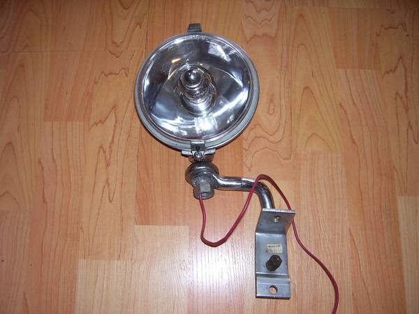 Lucas  style driving lamp for British car 1
