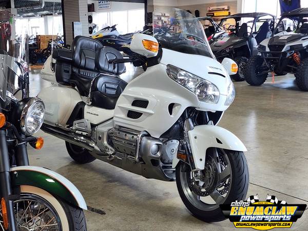 2006 HONDA GOLDWING PREMIUM AUDIO 1800 READY TO ROADTRIP! CLEMS! - $6,999 (CLEMS ENUMCLAW POWERSPORTS)63470979183233120