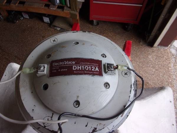 EV DH 1012A drivers with horns..... 1