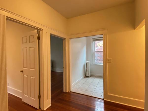 $2,145 / 1br - Allston 1BD/1BA Lease Takeover – Disponible 1 de noviembre (Allston)63875606097409120