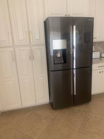 Samsung refrigerator 1