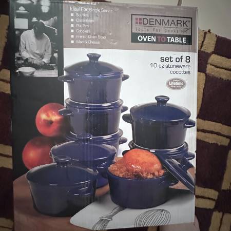 Stoneware Mini Souffle 1