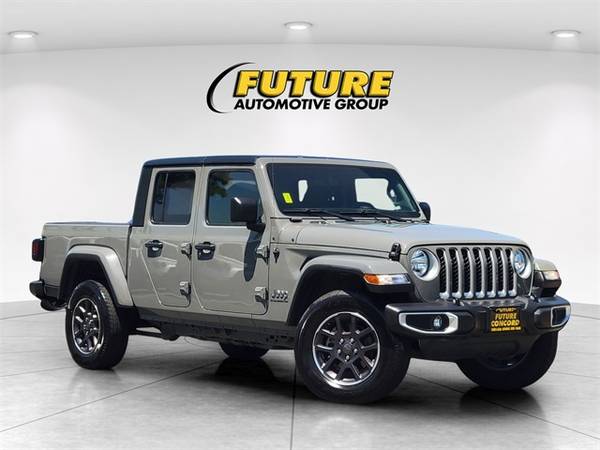 *2023 Jeep Gladiator ( Future CDJR  of Concord : CALL (925)233-7848 ) - $32,688 (We speak  Spanish all credits accepted!!Call Now!!)63654698786817120
