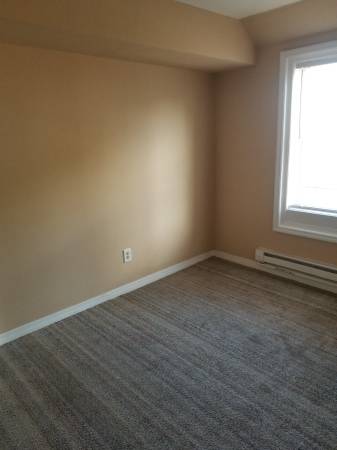 $1,325 / 2br - 360ft2 - Working Bch Side. 2 Bed 1 Bath Apt Next 2 The Beach & Attractions (Daytona Beach)63791498382593123