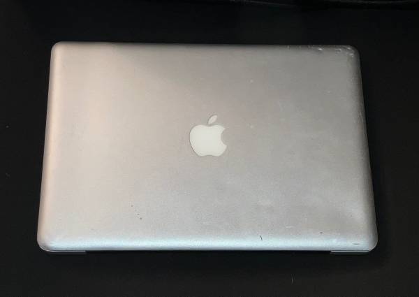 40 DÓLARES POR AMBOS. Pantalla funcionando de MacBook Pro de 13 pulgadas unibody, ¿arranca? - 40 $ (Seattle)63471238502403121