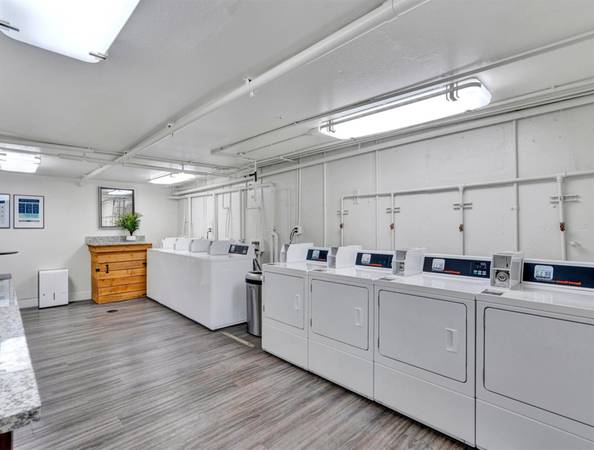 $1,495 / 2br - FRIDAY OPEN HOUSE @ NOON! - Private Courtyard + Game Room (Beaverton)63867269602819121