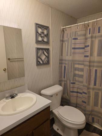 $25,900 / 2br - Ready to move in Single Wide Home in Park63851967038209123