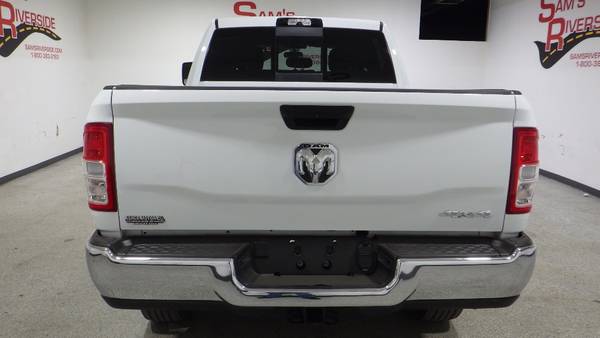 2024 RAM 2500 TRADESMAN CREW CAB DIESEL 4X4 - $45,900 (SAM'S RIVERSIDE DES MOINES, IA)63613817578755123