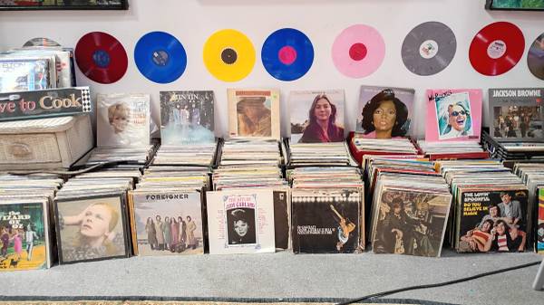HUGE Garage Sale SAT & Sunday Cool Vinyl, Posters, ART Books, 10am- 3p (berkeley)63861462791043121