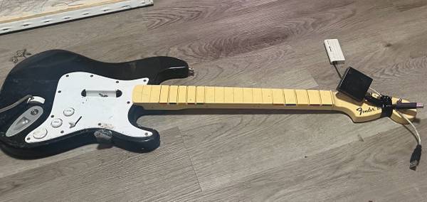 Ps2 Guitar with dongles 1