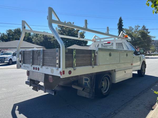 2020 Ford F350 XL SUPER - Photo 12