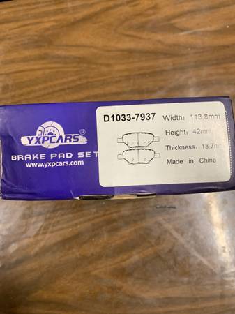 YXP car brake pad set Model D1033-7937 1