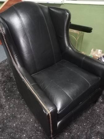 Genuine Black Leather Arm Chair 1