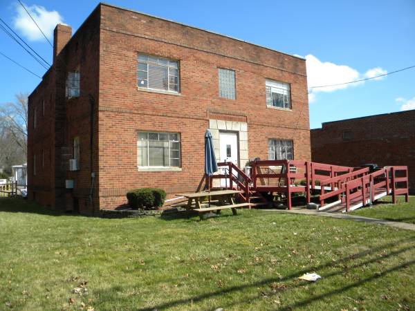 $650 / 1br - 600ft2 - 1st fl., plus GARAGE, FREE HEAT (Canton)63661042253315121