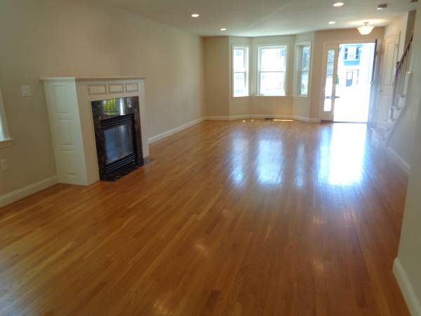 $5,200 / 3br - 1700ft2 - NEW(er) Construct 2-3 LeveL Townhome. 3BR /2.5Bath. Prvt Entry & Drvwy (Watertown)63655268039809121