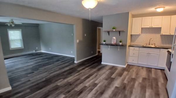 $1,950 / 3br - 3 Bed/1Bath 2nd floor Apartment (Pasadena, MD)63694817763457121