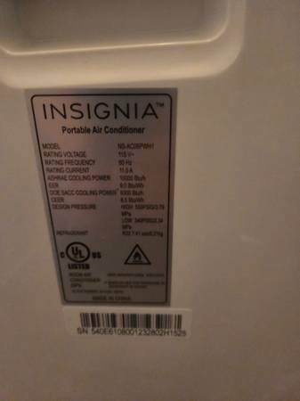 Aire acondicionado Insignia de 10,000 BTU - $150 (Sammamish)63471325167489121